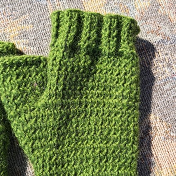 Hand Crafted Mohair Wool Hand Warmers Fingerless Gloves Texting Mitts Essential - Picture 3 of 8